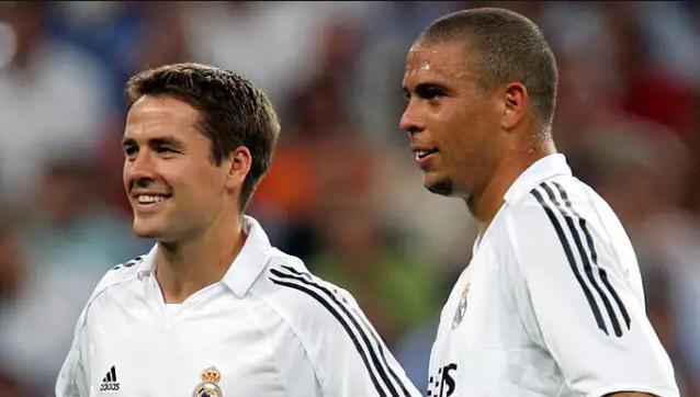 主教练西蒙 主教练西蒙